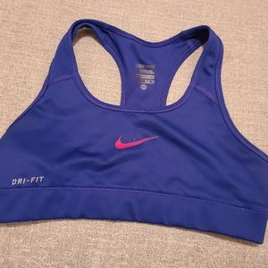 XS Nike Pro Sports bra
